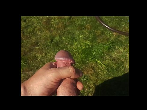 ❤️ ګرم hottie خپل ګلابي بلی fucked او د اوړي په باغ کې د squirt سره cums ترلاسه کوي ☑ په موږ